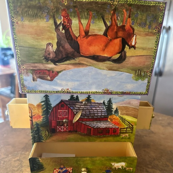 Horse Jewelry Box with Mirror - Picture 6 of 11